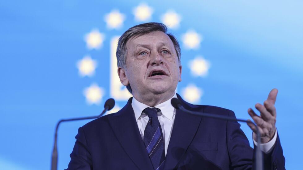 Crin Antonescu-instanewscluj