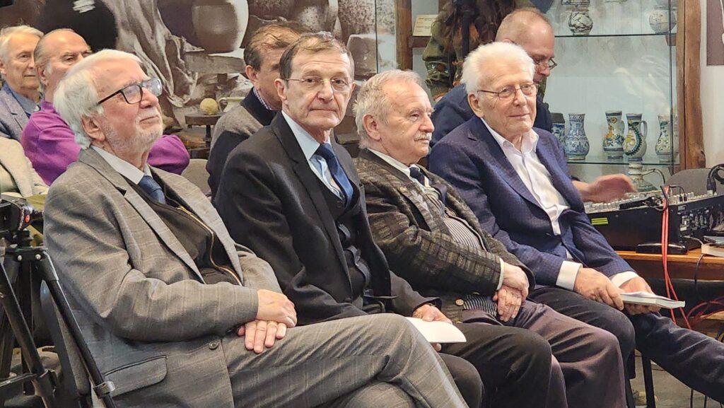 lansare de carte instanewscluj-instanewscluj